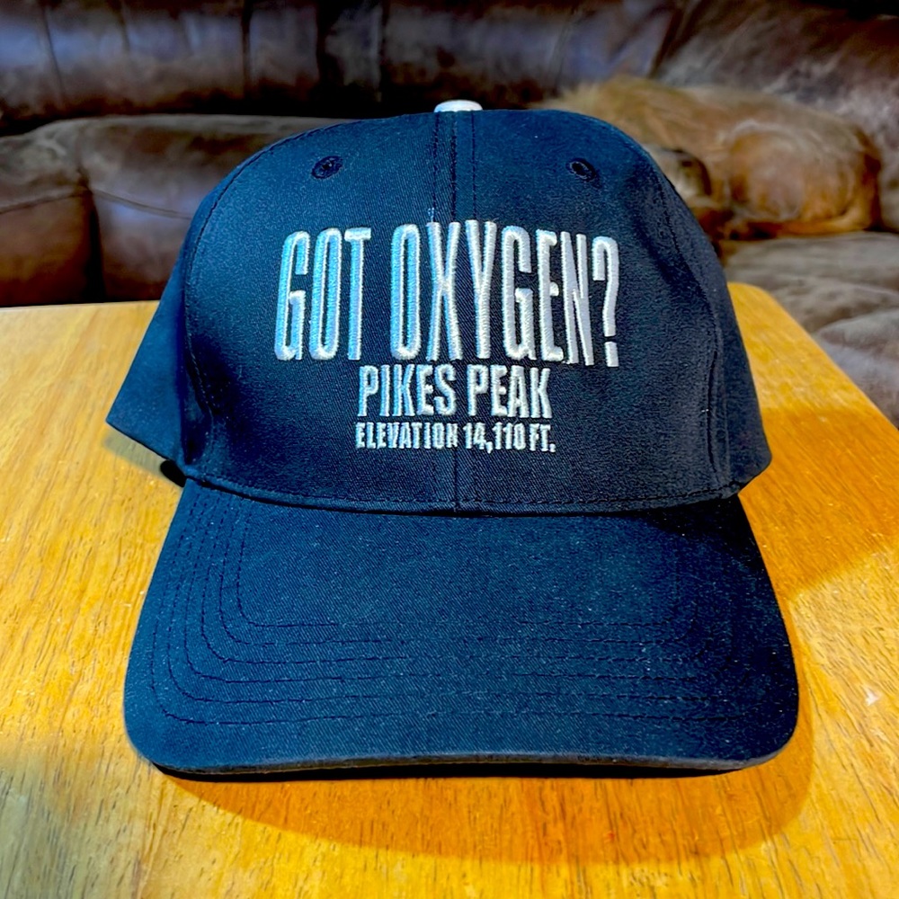 Navy lid “Got Oxygen?” Pikes Peck elevation 14.110 Ft. adjustable for a good fit